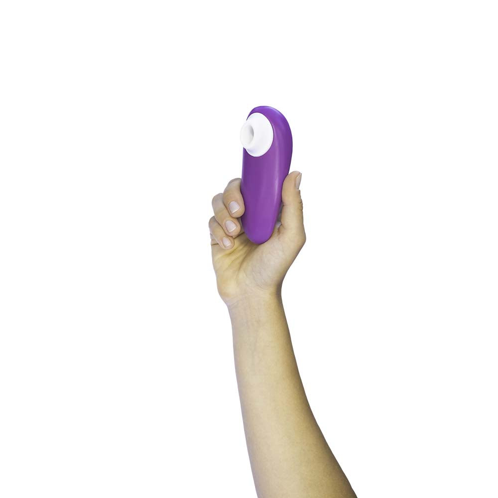 womanizer starlet 3 aspi clito débutante violet dans main