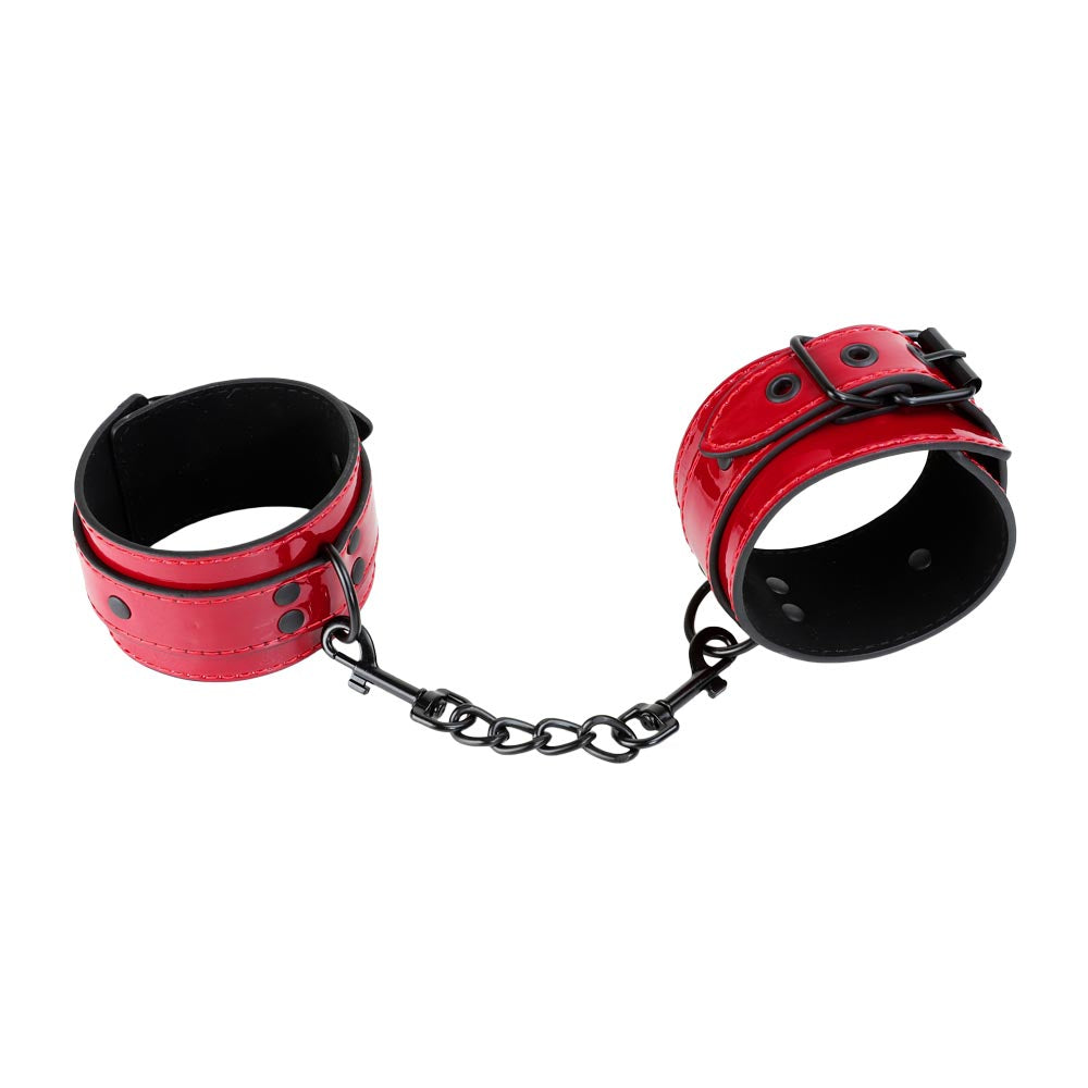 Be Bondage Entraves Bicolore Brillantes Rouges et Noires avec Chaîne Vue de Face