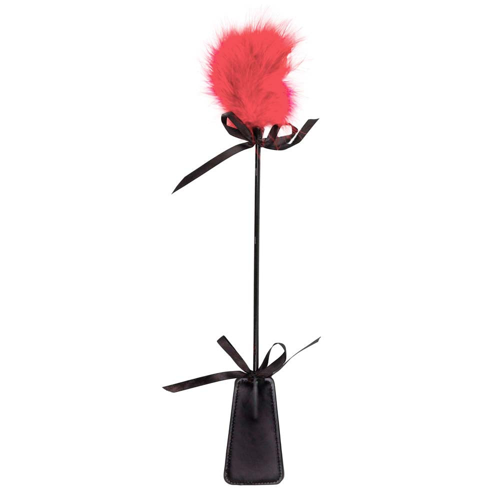 Be Bondage Cravache Plumeau avec Noeuds Rouge Vue de Face