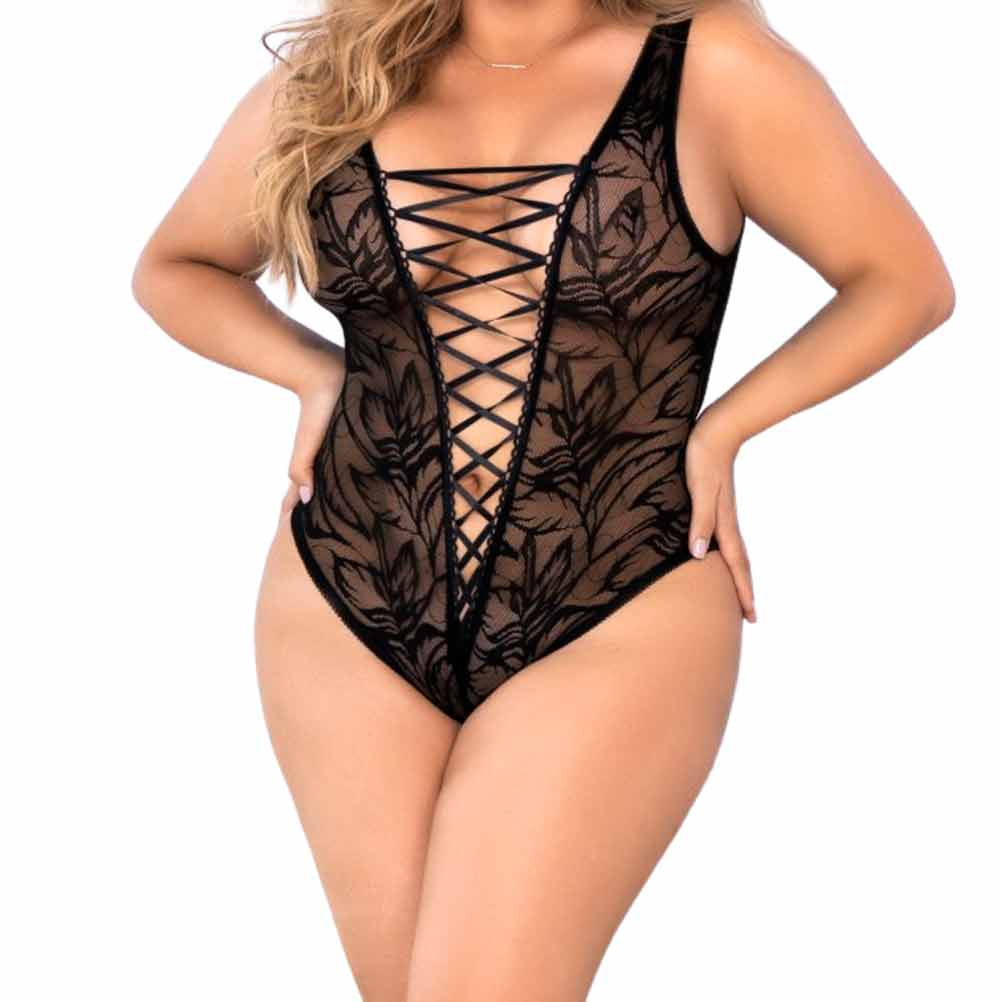 Body lacé Coco grande taille porté de face
