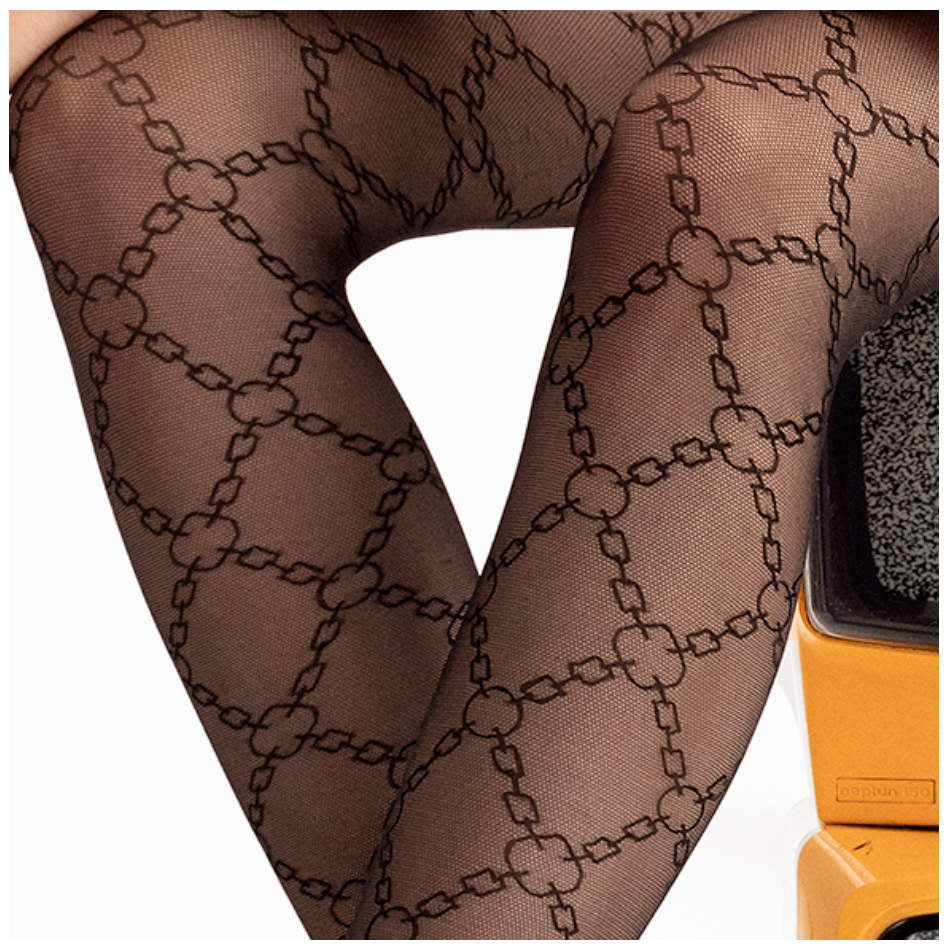 UNCHAINED COLLANTS Détails