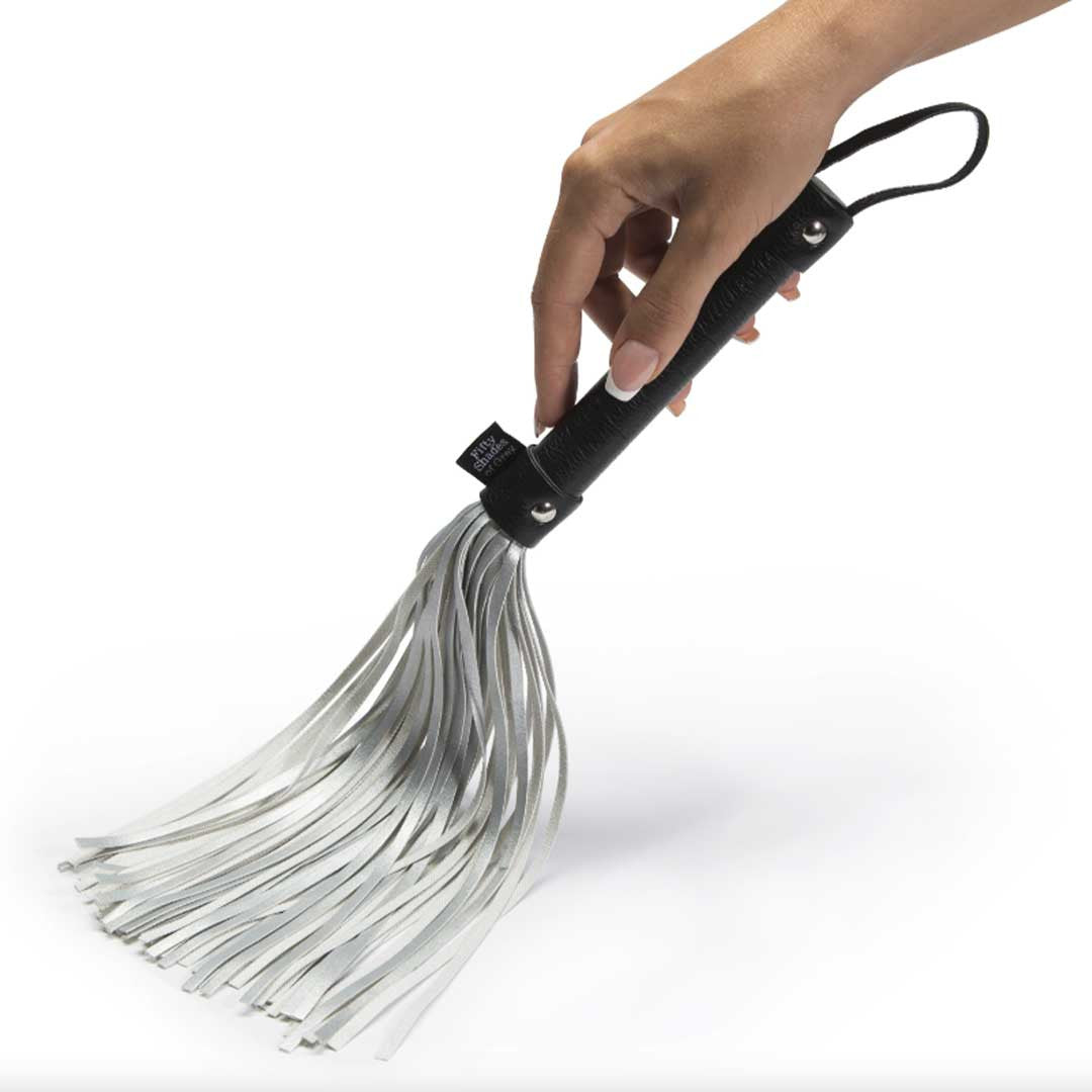 Fouet Doux Please Sir - 50 Nuances de Grey
