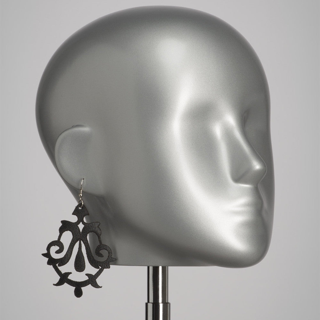 Boucle d'Oreille Lilly - Voyeur X