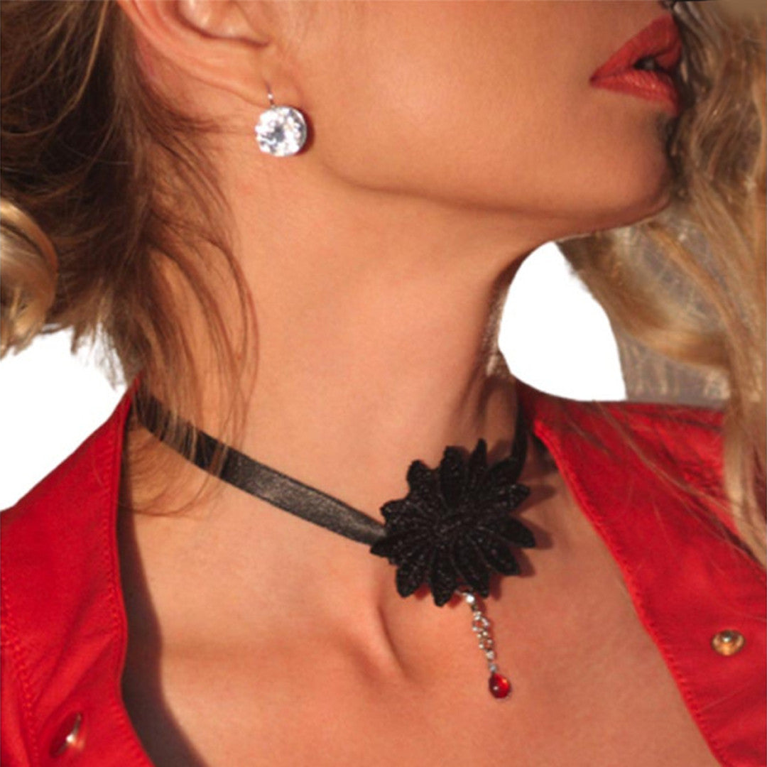 Collier Rosa Larme - Dentelle et Satin - Luxxa