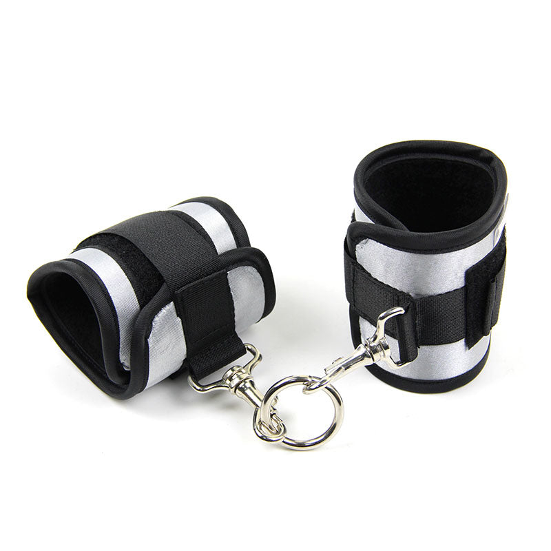 Set Bondage d'Attaches avec Bâillon