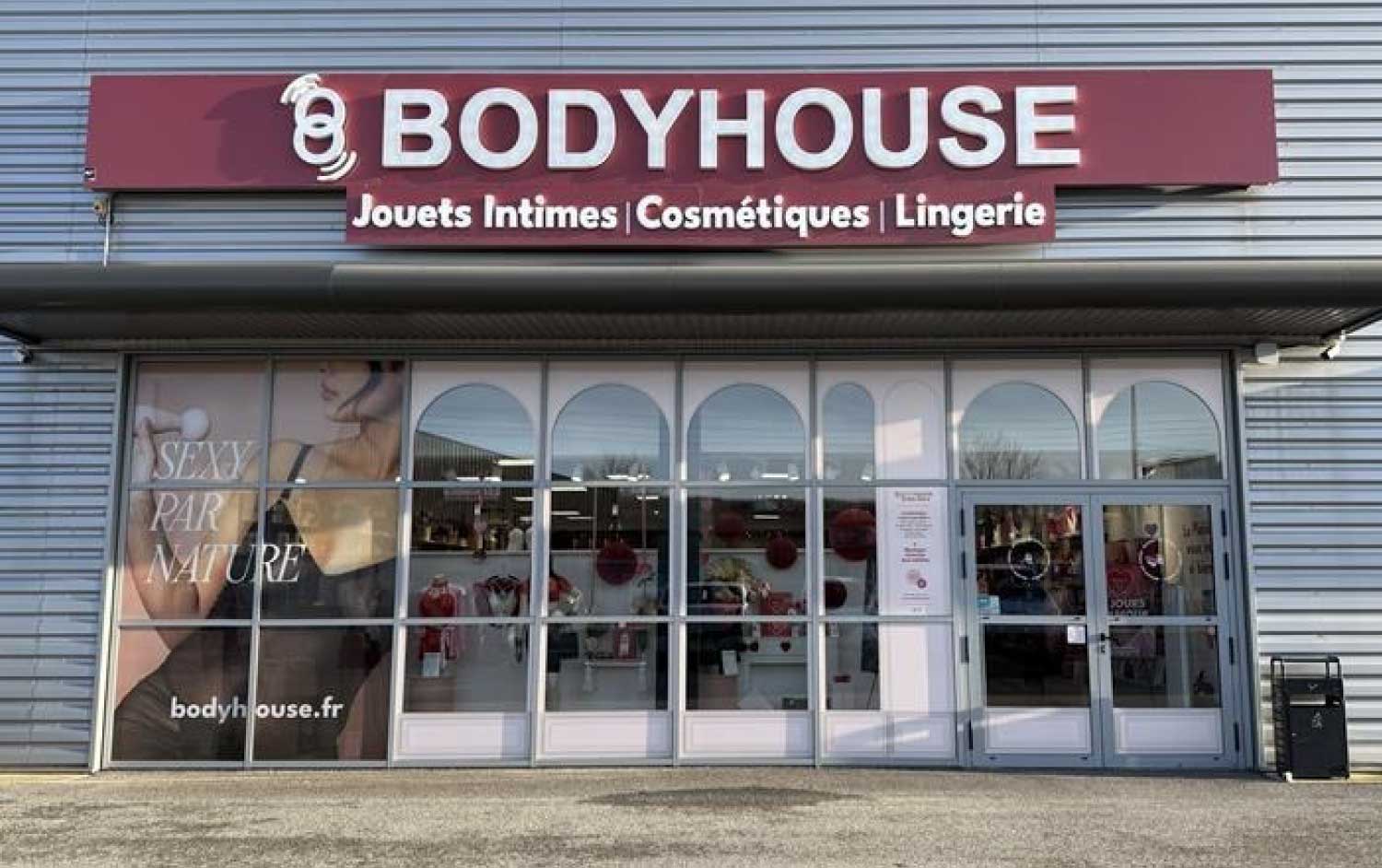 bodyhouse-boutique-nimes-devanture