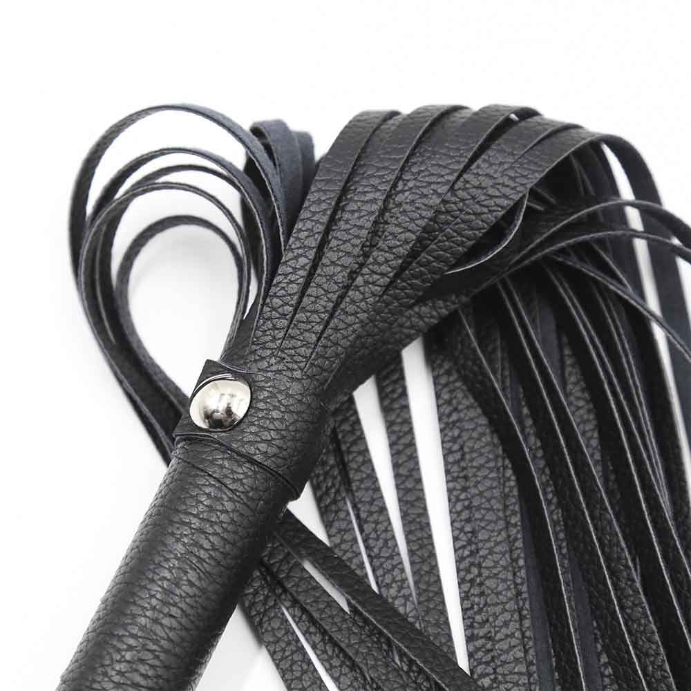 Fouet Avec Dragonne 39CM