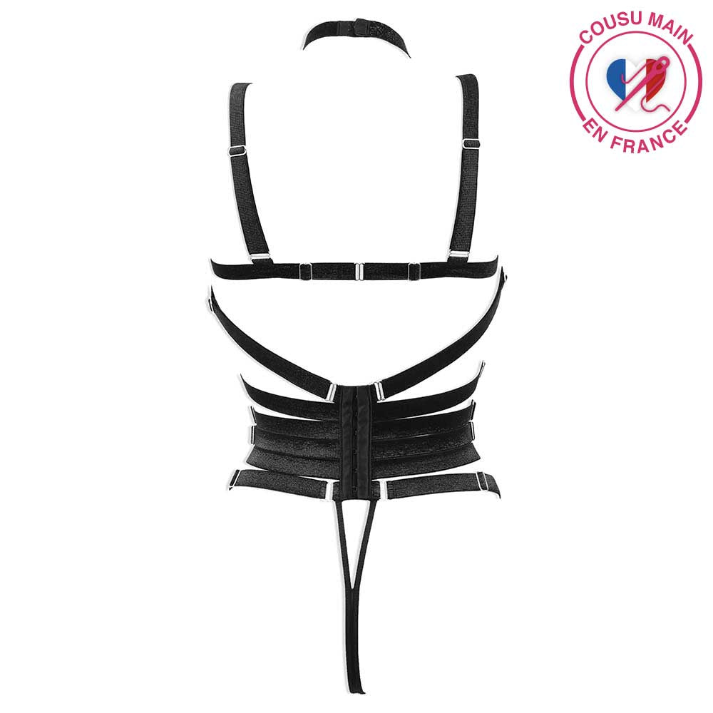 Exemple d'accessoirisation du soutien-gorge triangle Lurex avec le body à harnais Jeux Interdits de Luxxa