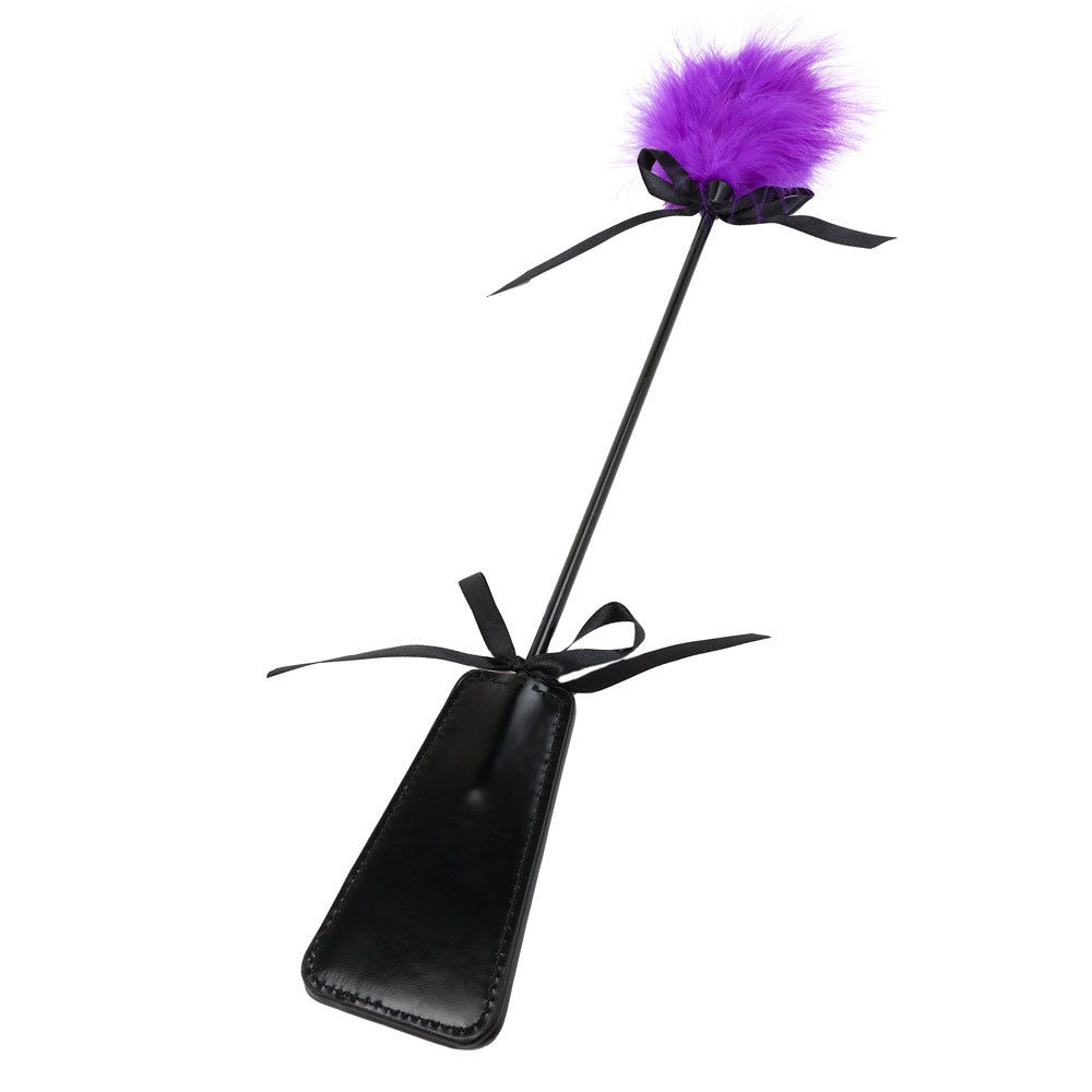 Be Bondage Cravache Plumeau avec Noeuds Violet Zoom Côté Cravache