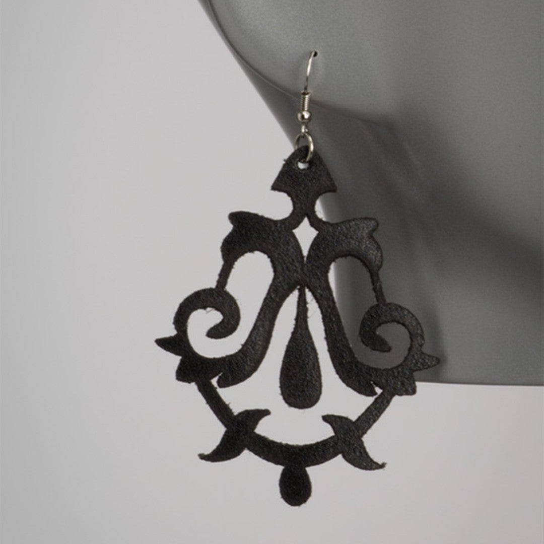 Boucle d'Oreille Lilly - Voyeur X