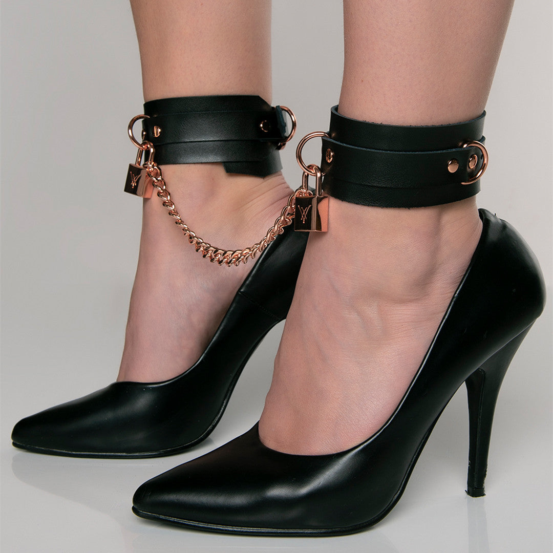 Menottes pour chevilles Lock - VoyeurX