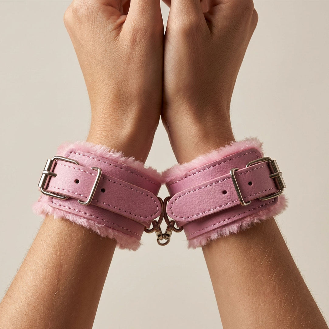 Menottes Erotiques Poignets en Simili Cuir Rose - Be Bondage