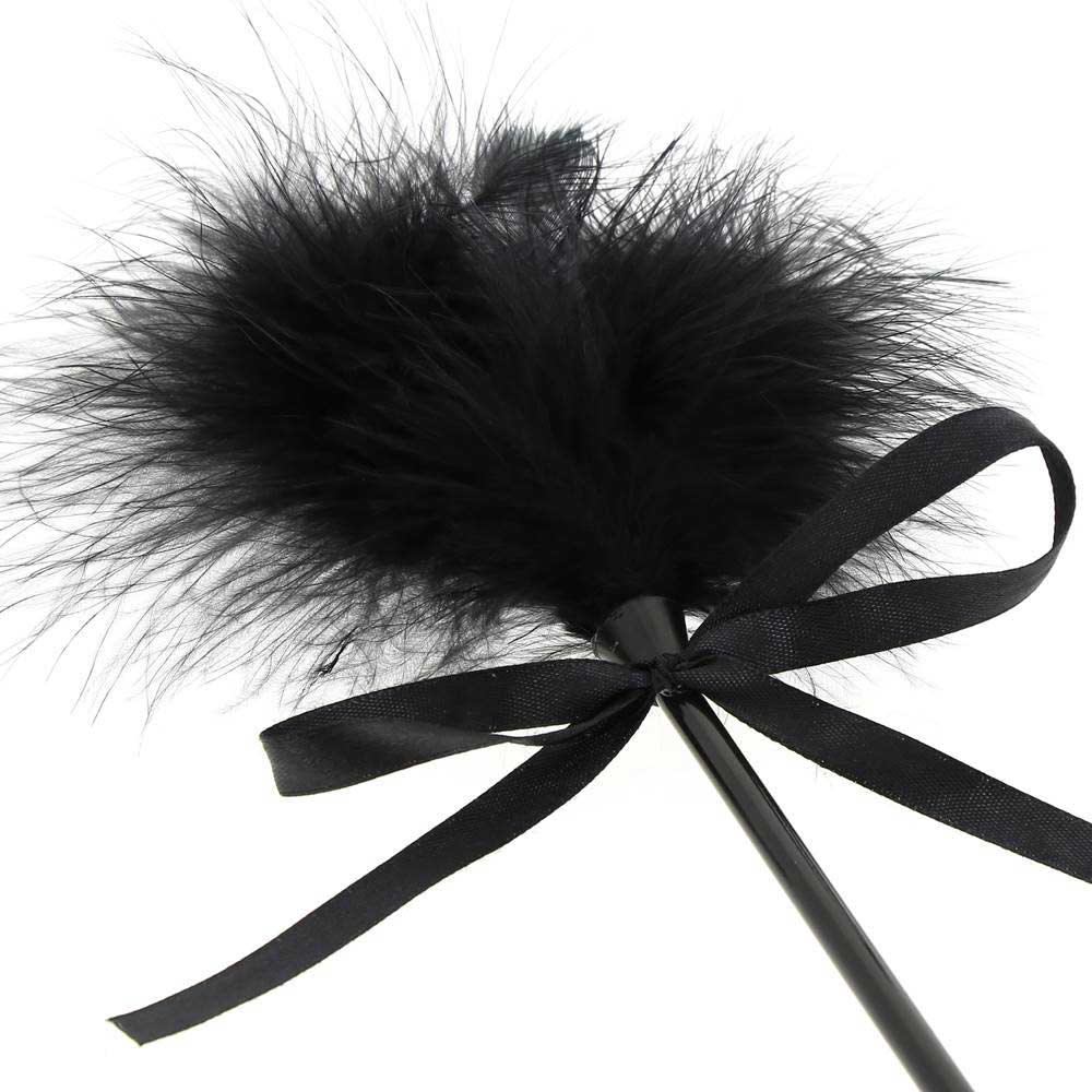 Be Bondage Cravache Plumeau avec Noeuds Noir Zoom Côté Plumeau