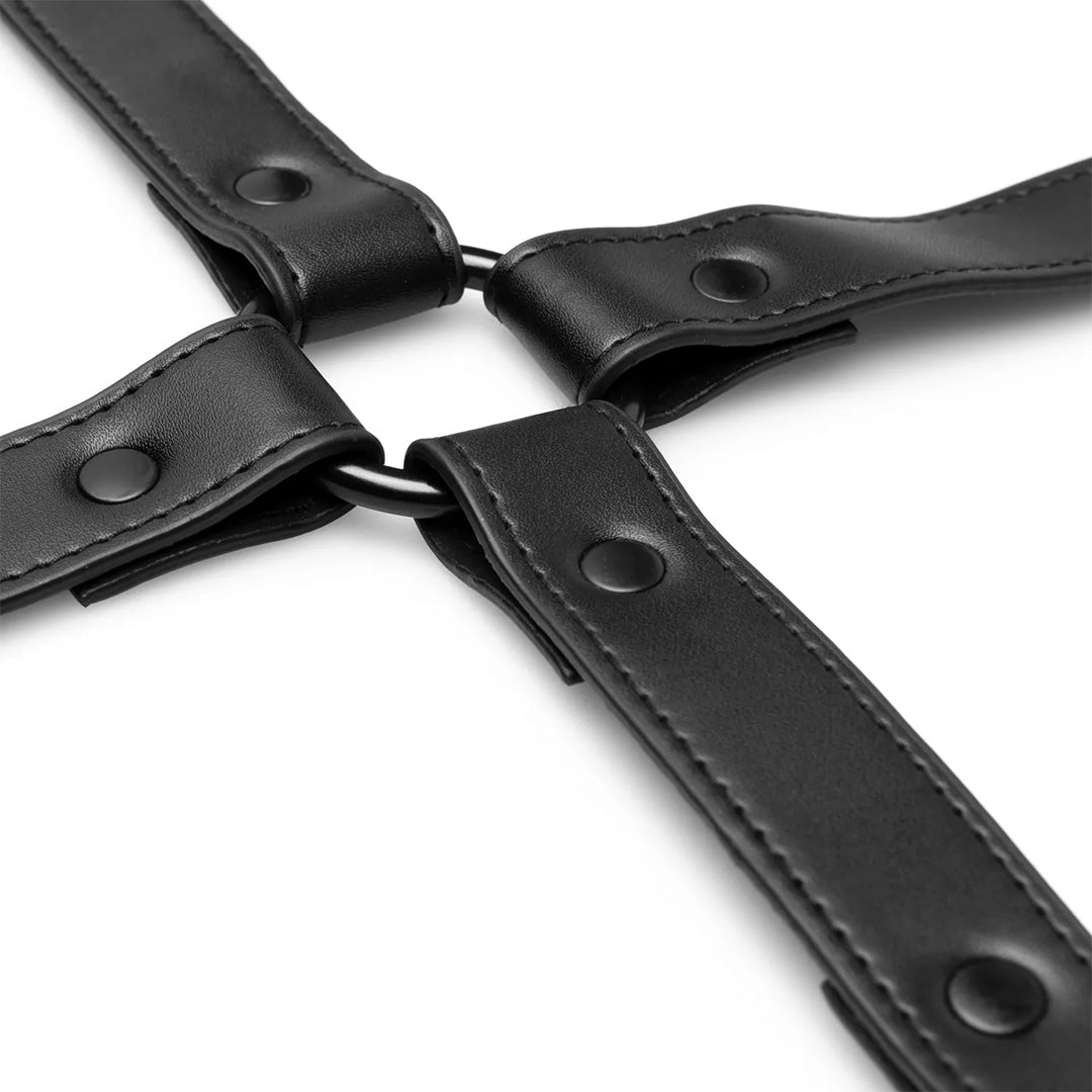 Hogtie avec menottes pour mains et chevilles